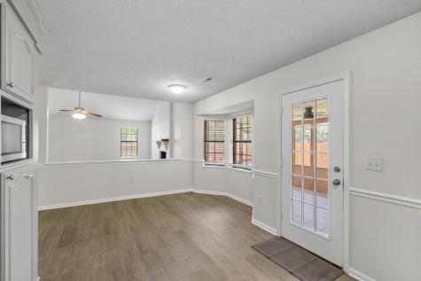 7611 Valleyview Circle North Charleston SC 29418