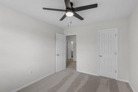 7611 Valleyview Circle North Charleston SC 29418