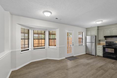 7611 Valleyview Circle North Charleston SC 29418