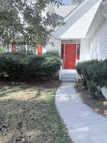 5472 Altamaha Drive North Charleston SC 29420