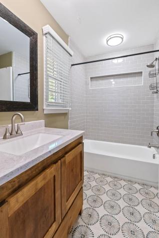 5729 Saint Angela Drive North Charleston SC 29418