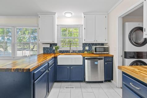 5729 Saint Angela Drive North Charleston SC 29418