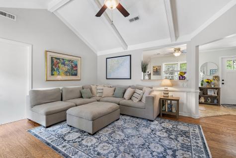1027 Yorktown Drive Charleston SC 29412
