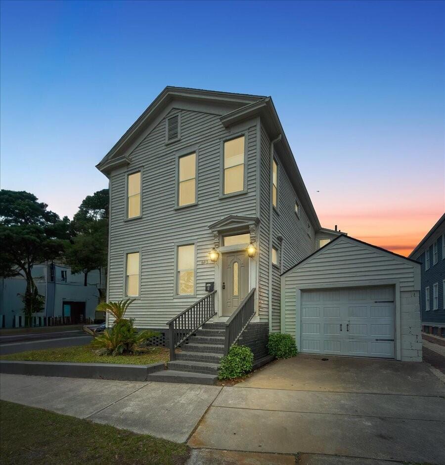695 King Street Charleston SC 29403