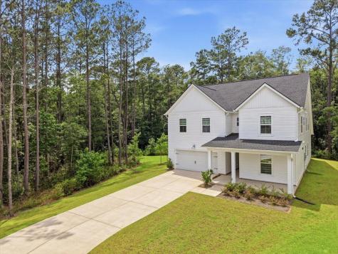 55 Red Bluff Street Summerville SC 29483
