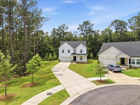 55 Red Bluff Street Summerville SC 29483