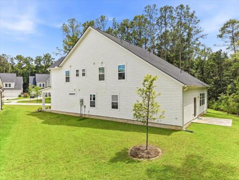 55 Red Bluff Street Summerville SC 29483