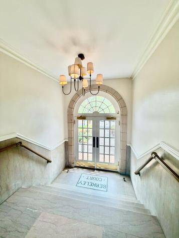 63 Rutledge Avenue Charleston SC 29401