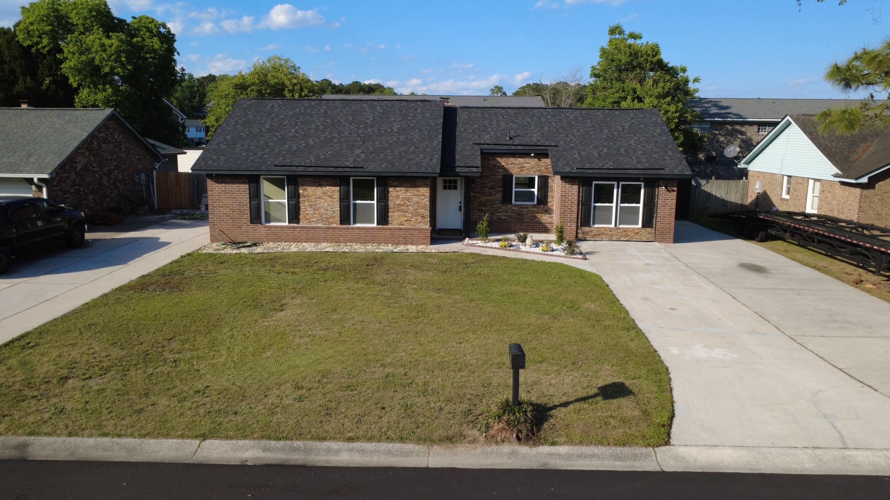 215 Horseshoe Drive Goose Creek SC 29445