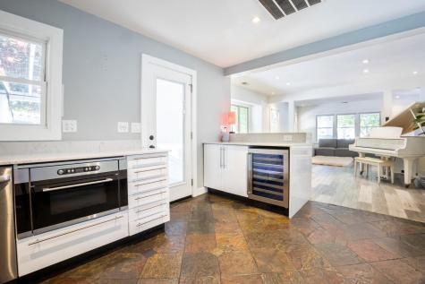 43 N Enston Avenue Charleston SC 29403