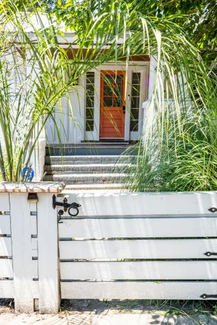 43 N Enston Avenue Charleston SC 29403