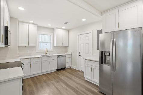 2309 Sorentrue Avenue North Charleston SC 29405