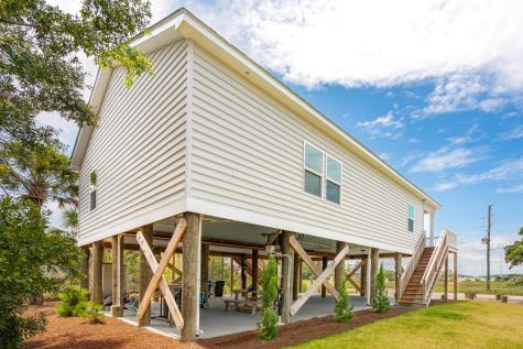 31 W 9th Street Folly Beach SC 29439