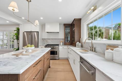 2 Gadsden Street Charleston SC 29401