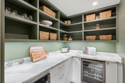 2 Gadsden Street Charleston SC 29401