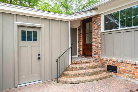 2 Gadsden Street Charleston SC 29401