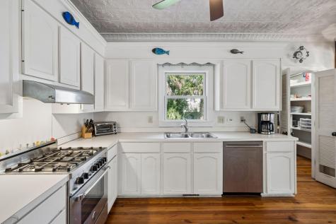 401 Seabreeze Lane Sullivans Island SC 29482