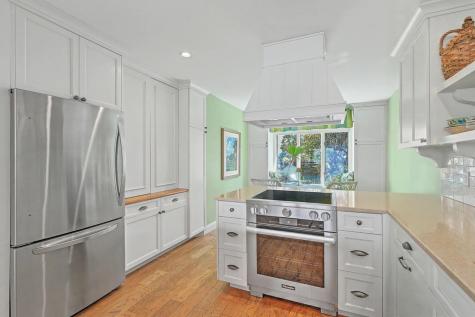 45 Wappoo Creek Place Charleston SC 29412