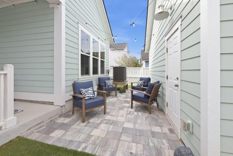 505 North Commodore Way Summerville SC 29483
