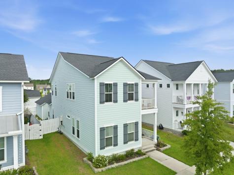 505 North Commodore Way Summerville SC 29483