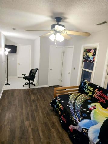 5557 Evelyn Drive North Charleston SC 29418