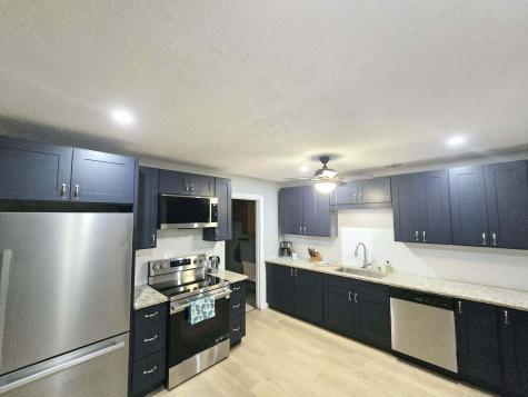 5557 Evelyn Drive North Charleston SC 29418