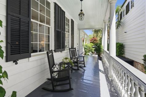 24 King Street Charleston SC 29401