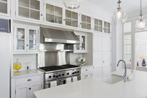 24 King Street Charleston SC 29401