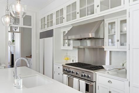 24 King Street Charleston SC 29401