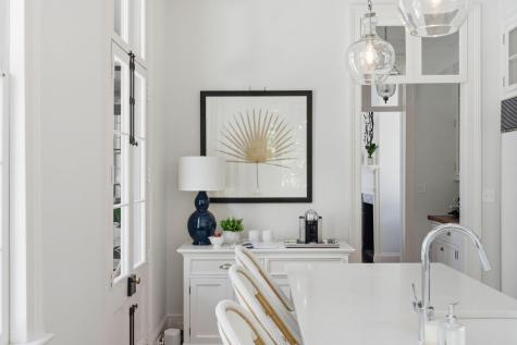 24 King Street Charleston SC 29401