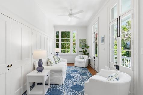 24 King Street Charleston SC 29401