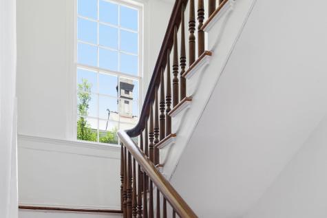 24 King Street Charleston SC 29401