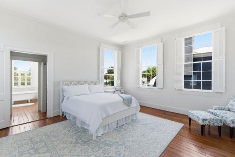 24 King Street Charleston SC 29401