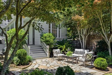 24 King Street Charleston SC 29401