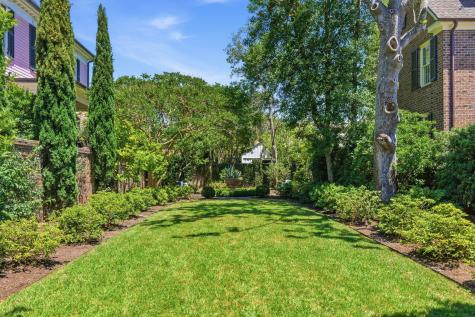 24 King Street Charleston SC 29401