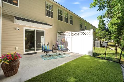1295 Island Club Drive Charleston SC 29492