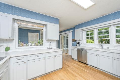 1059 S Shem Drive Mount Pleasant SC 29464