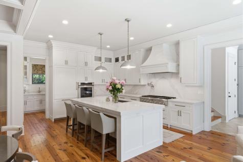 660 Ellis Oak Avenue Charleston SC 29412