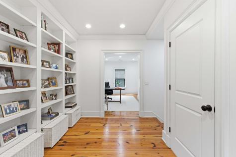 660 Ellis Oak Avenue Charleston SC 29412