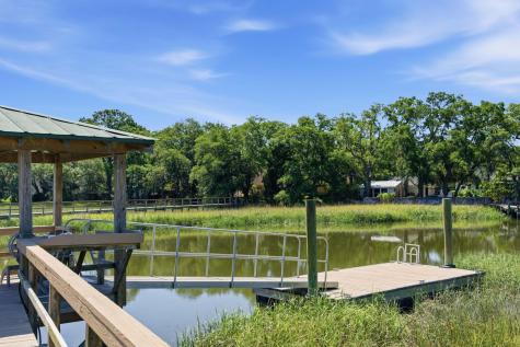 660 Ellis Oak Avenue Charleston SC 29412