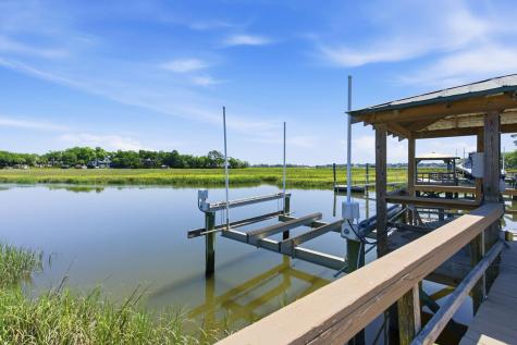 660 Ellis Oak Avenue Charleston SC 29412