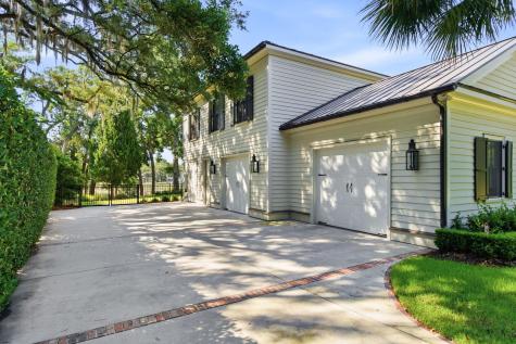 660 Ellis Oak Avenue Charleston SC 29412