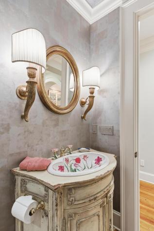 1 Vendue Range Charleston SC 29401