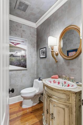 1 Vendue Range Charleston SC 29401