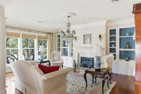 1 Vendue Range Charleston SC 29401