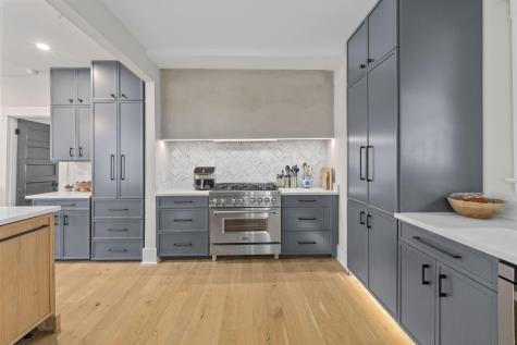 1011 Ashley Avenue Charleston SC 29403