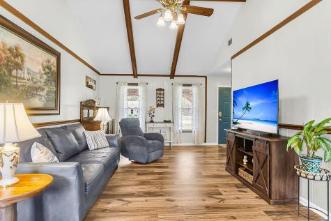 209 Longleaf Road Summerville SC 29486