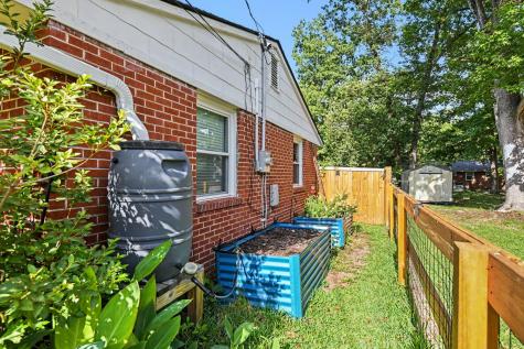2633 Dellwood Avenue North Charleston SC 29405