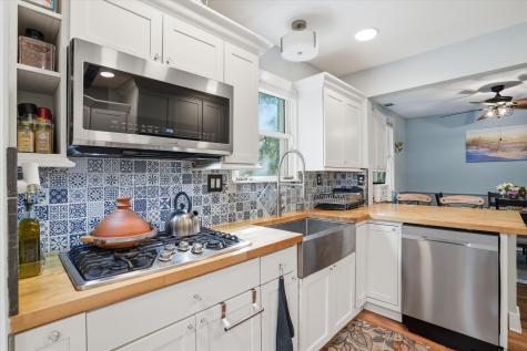 1550 Folly Road Charleston SC 29412