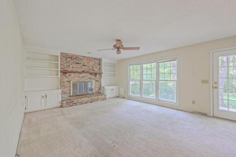 109 Squire Court Summerville SC 29485